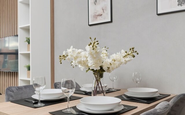 Moonlight Apartment by Renters