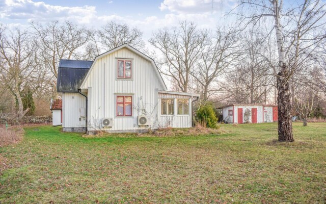 Stunning Home in Löttorp With 4 Bedrooms