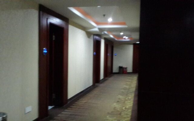 Tianhong Hotel (Zhongshan Old Town)