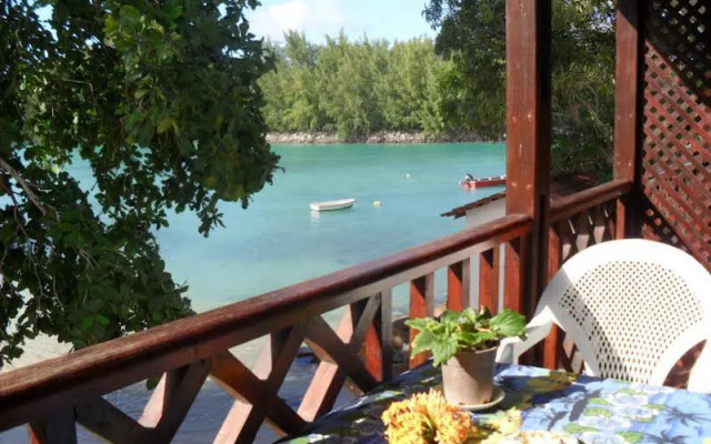Le Port Guest House