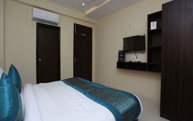 Palm Garden Suites By OYO Rooms