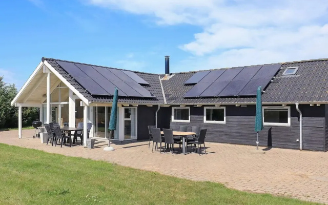 12 Person Holiday Home in Lokken-by Traum