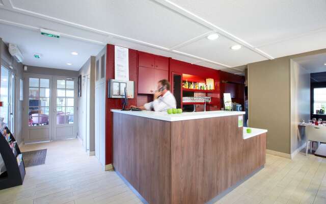 Campanile Dunkerque Armbouts