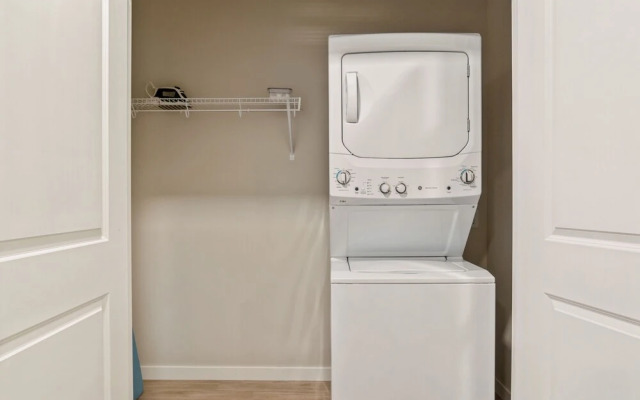 Kasa Lowry Hill Minneapolis