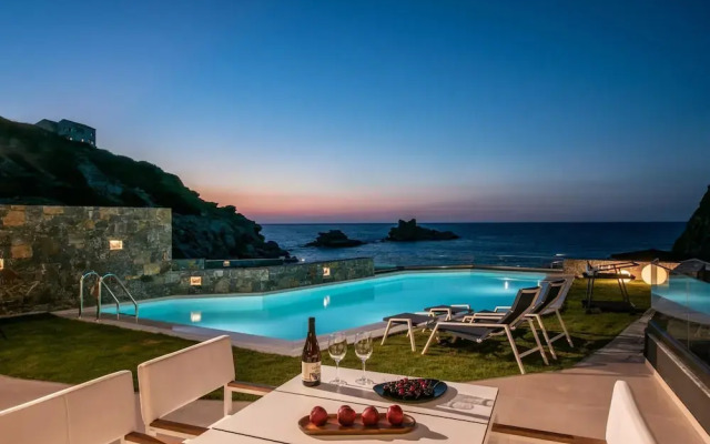Made By The Sea Villas 8 Bdrm