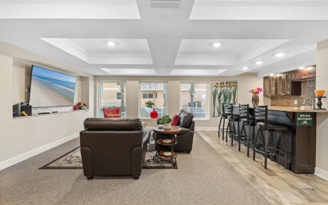 Dimucci Tower 404