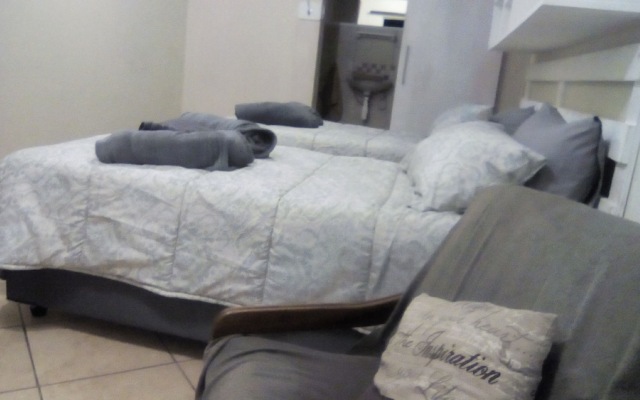 De Vine Studio Apartment