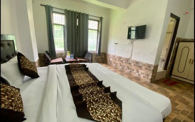Hotel Snow Retreat by OYO Rooms