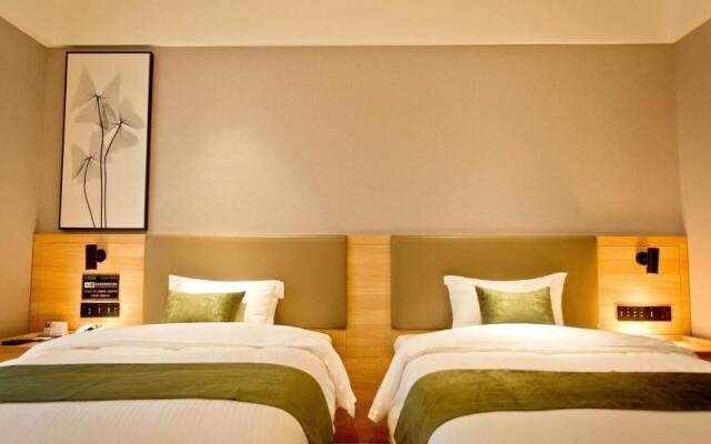 Greentree Inn Fuyang Linquan Magic Capital Busines