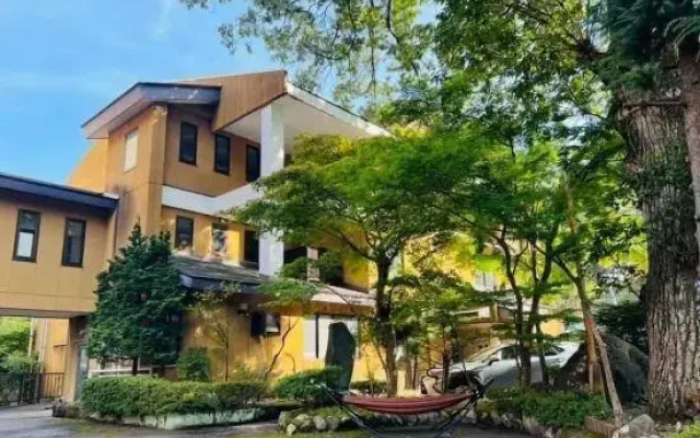 Nikko Garden Hotel