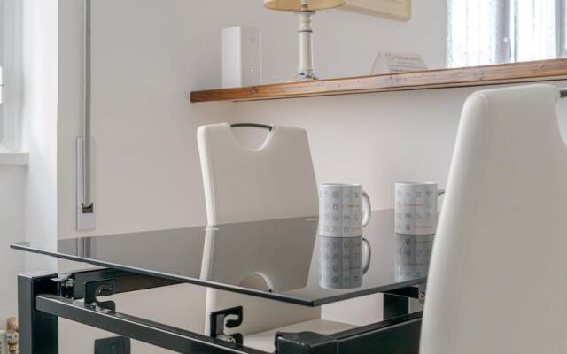 Betti 46 in Rapallo With 1 Bedrooms and 1 Bathrooms