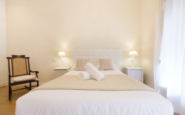 Total Valencia White