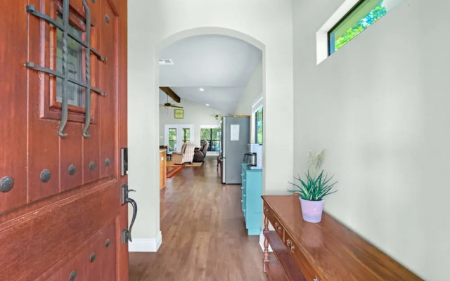 Beautiful Lakefront Cabin Something For Everyone