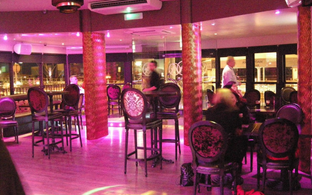 Amsterdam Hotel and A Bar