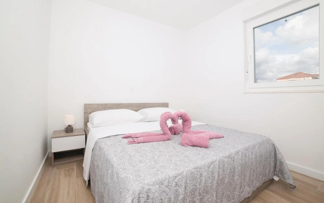 Beautiful Apartment in Trogir With 2 Bedrooms and Wifi