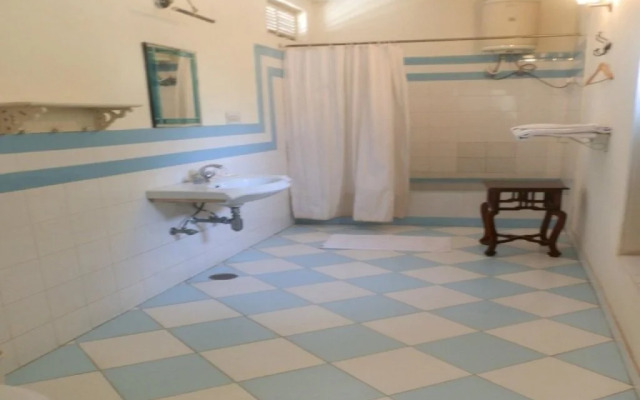 Hotel Devi Bhawan