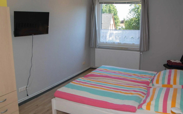 080 Ferienwohnungen Neuengroden