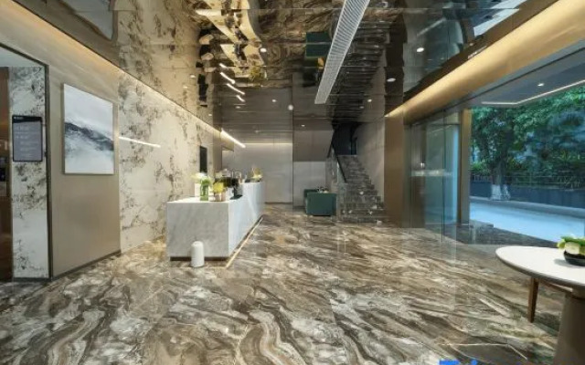 Rezen Proyal  Hotel (Guangzhou TaiKoo Hui Tiyuxi Road Metro Station)