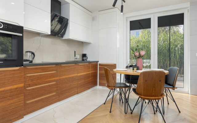 Zbożowa 2A Apartments Cracow by Renters