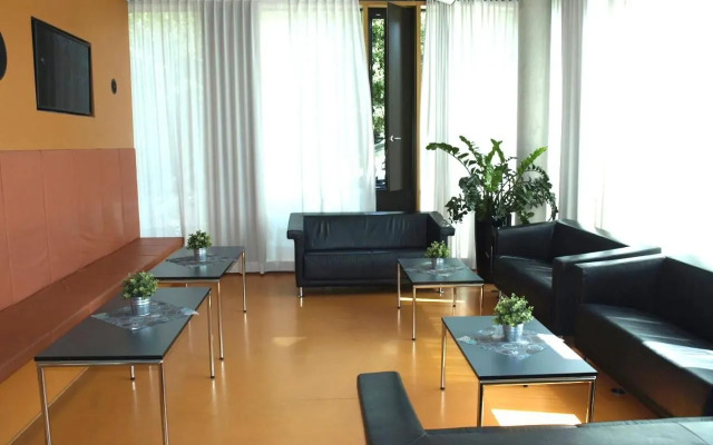 Jugendherberge Stuttgart Neckarpark