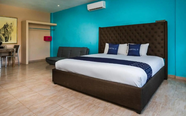 Capital O Cancun International Airport 24/7