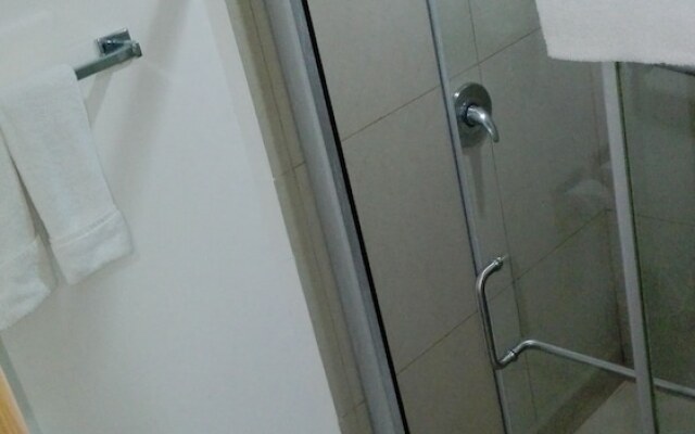 Holiday Inn Express Paraiso Dos Bocas, an IHG Hotel