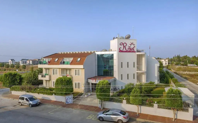 Akalia Suite Hotel & Spa