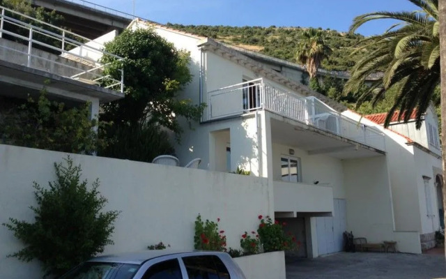 Apartments Lozica