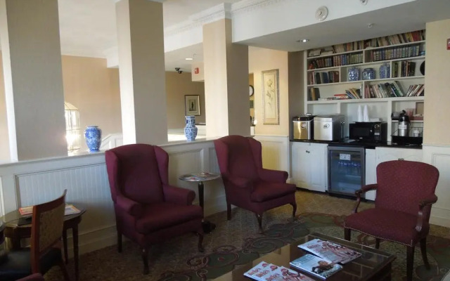 The Embassy Inn
