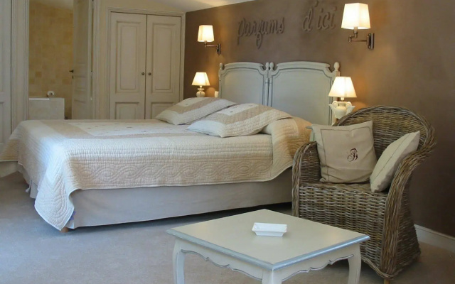Hôtel Golf & Spa Château de la Bégude, The Originals Collection