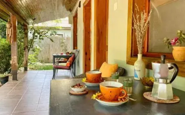 Maki Inn Çirali