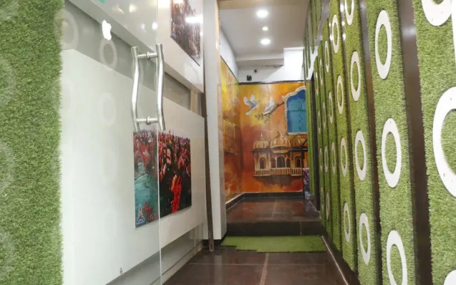 Hotel Laxmi Inn by OYO Rooms