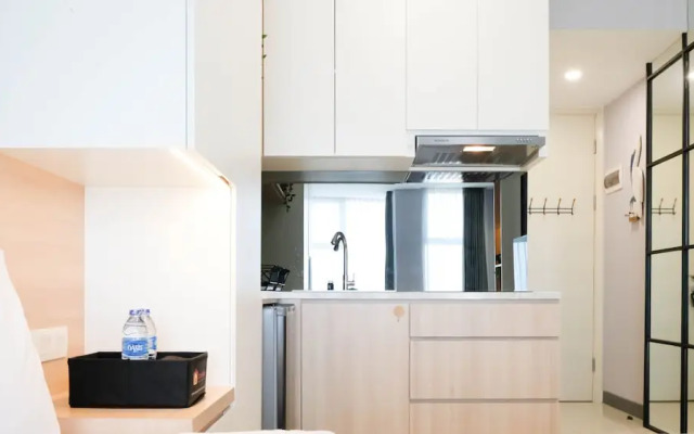 Homey And Tidy Studio At Supermall Mansion Apartment