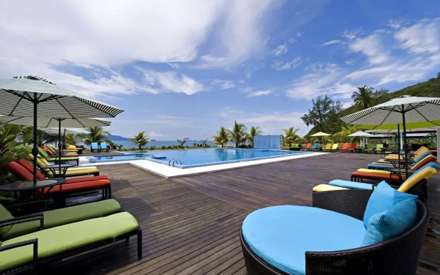 Sari Pacifica Resort & Spa Sibu Island