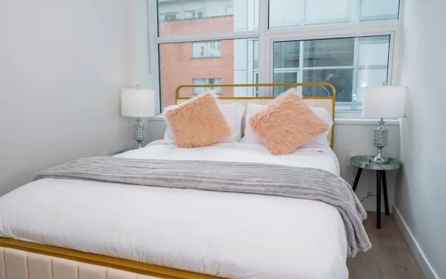 Silverstone Downtown Long-Term stay