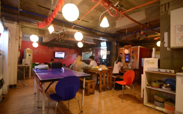 Kimchee Sinchon Guesthouse