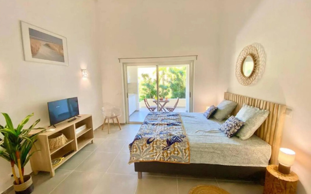 Beautiful suite S15, pool, next to Pinel Island — фото 4