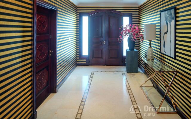The Palm Jumeirah Villas - Frond O