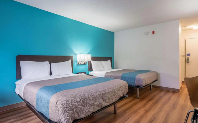 Motel 6 Rocky Mount, NC