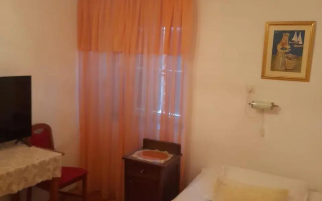 Opium Old City Apartment