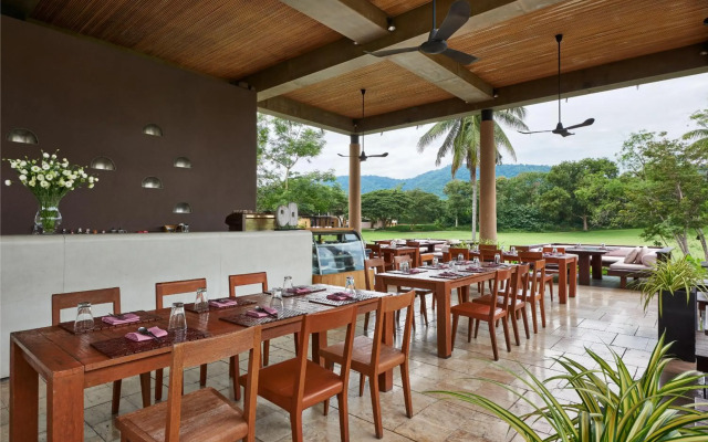 Kirimaya Golf Resort & Spa