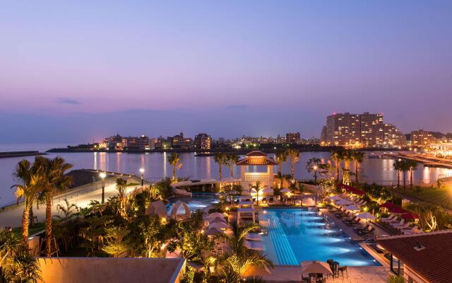 DoubleTree by Hilton Okinawa Chatan Resort