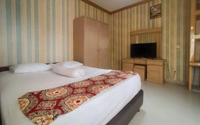 D'H Mansion La Rosa Syariah Sentul By RedDoorz