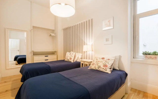 Casa Largo de Santo Antonio da Sé 8