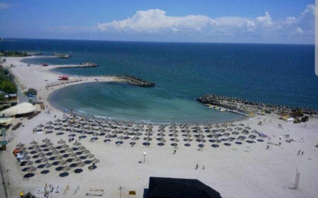 Apartament Bianca- Ariadna Residence
