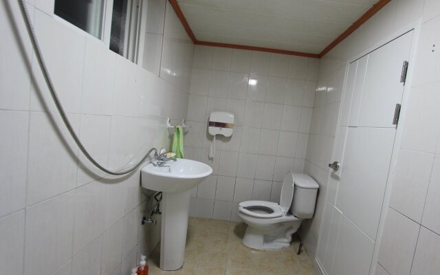 Seoul Tower Family Guesthouse