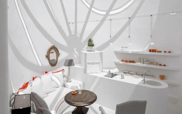 Kamini Santorini Luxury Villas