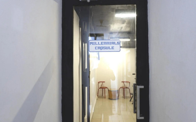 Buton Backpaker Lodge - Hostel