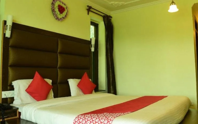 Naqash Residency