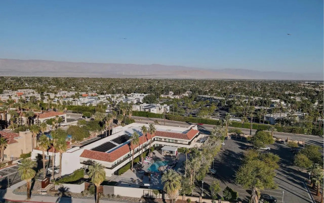 Ramada Palm Springs
